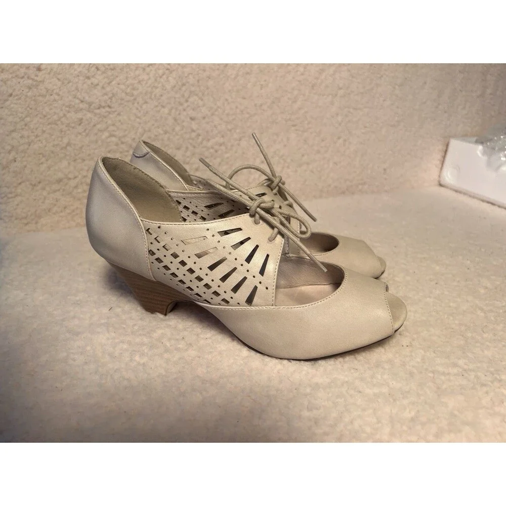 Chelsea Crew Javitz Leather Heeled Open Toe Laser Cut Sandals Sz 38